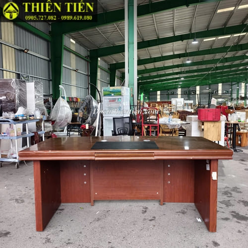 Bàn Giám Đốc (5)