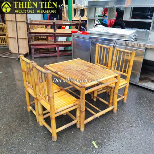 Bộ bàn tre 4 ghế (1)