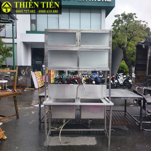 Bồn rửa đôi kèm kệ (1)