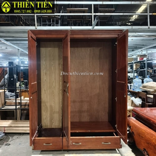 Tủ quần áo 3 cánh gỗ cao su (2)