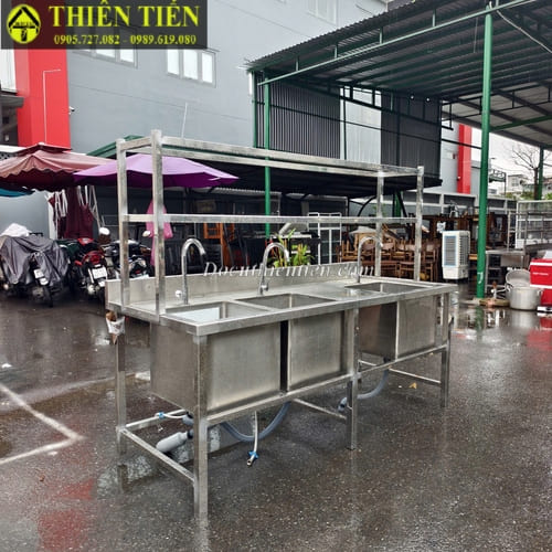 Bồn rửa 3 hộc kèm kệ (2)