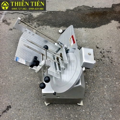 Máy cắt thịt (2)