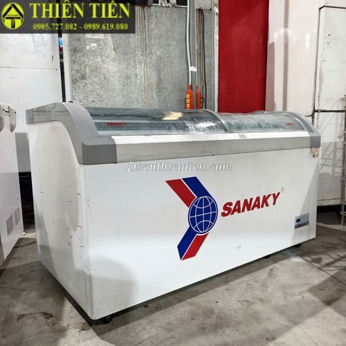 Tủ đông mặt cong Sanaky (3)