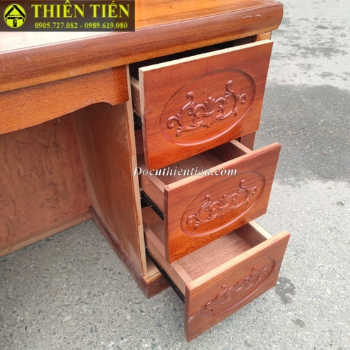 Bàn trang điểm (14)