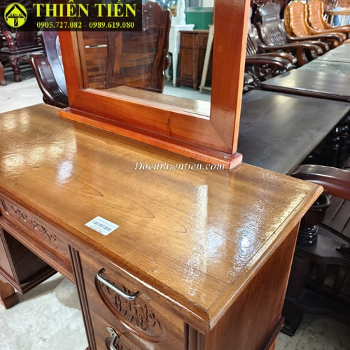 Bàn trang điểm (22)