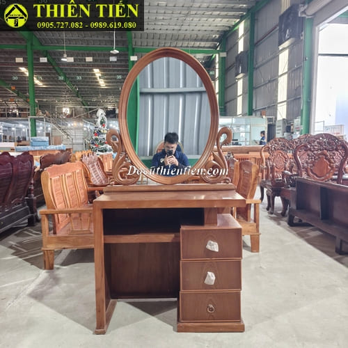 Bàn trang điểm (8)