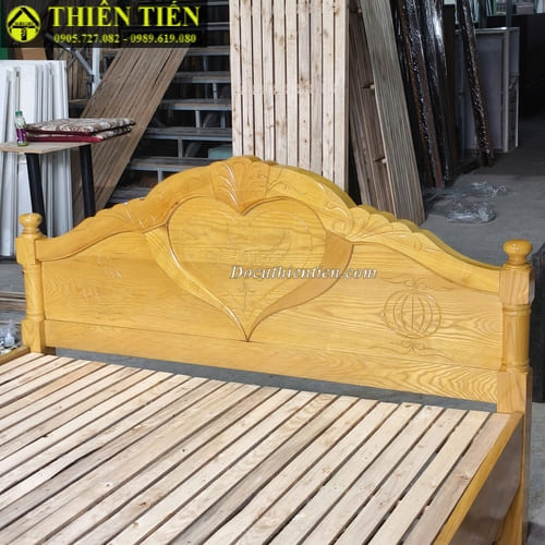 Giường 1m6 gỗ sồi (1)