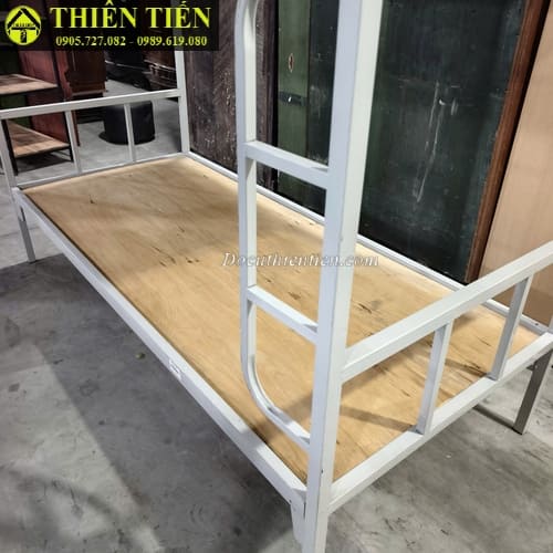 Giường tầng sắt (1)