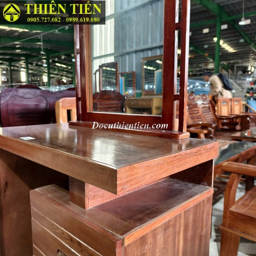 H221025 Bàn trang điểm (11)