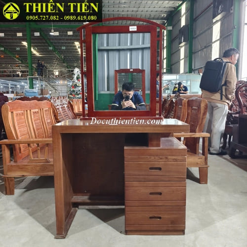 H221025 Bàn trang điểm (8)