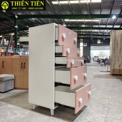 Tủ trẻ em hồng (2)