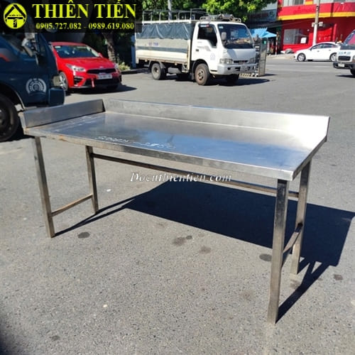 Bàn bếp inox dài (4)