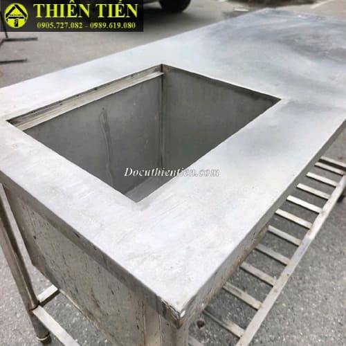 Bàn bếp inox kèm thùng đá (1)