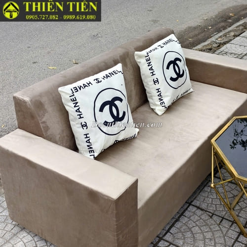 Ghế sofa tay vuông kèm đôn kem (4)