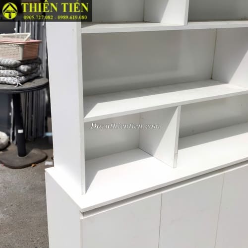 Kệ trưng bày kèm tủ (4)