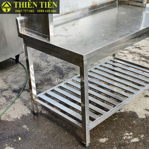 Bàn bếp inox kèm kệ (1)