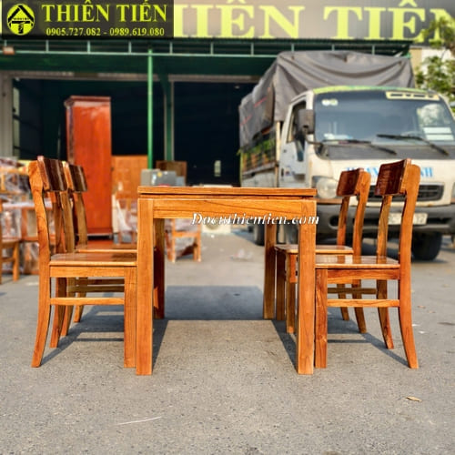Bộ bàn ăn 4 ghế (1)
