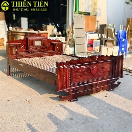 Giường 1m4 xưa (2)