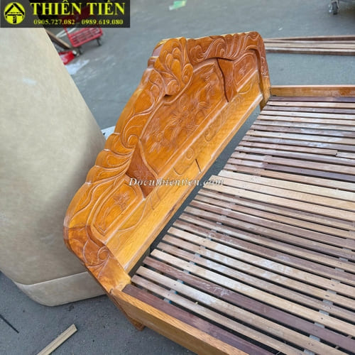 Giường 1m5 (1)
