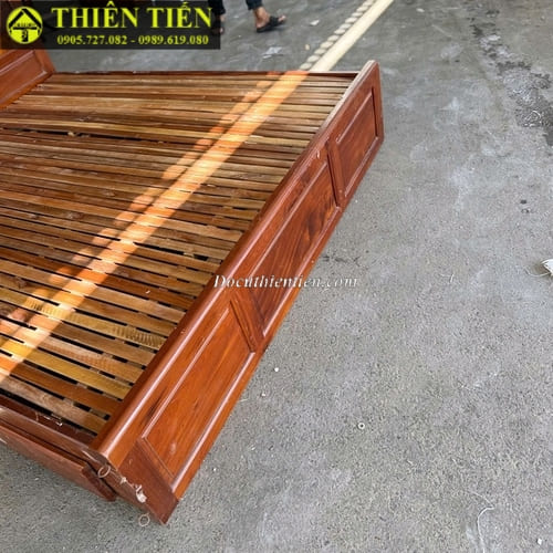 Giường 1m8 (8)