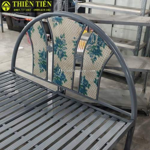 giường sắt 1m4 (1)