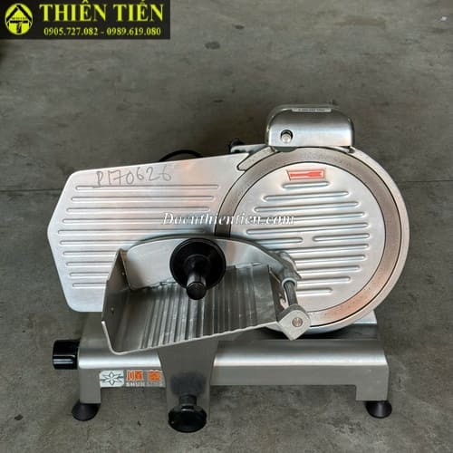 cắt thịt (1)
