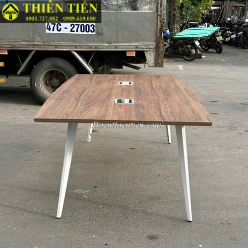 Bàn họp 2m4 (3)
