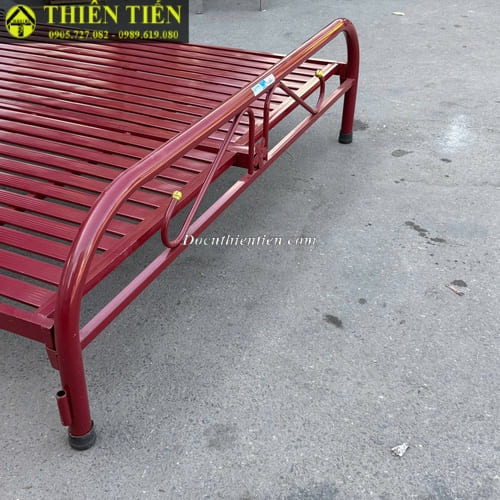 Giường sắt 1m8 (1)