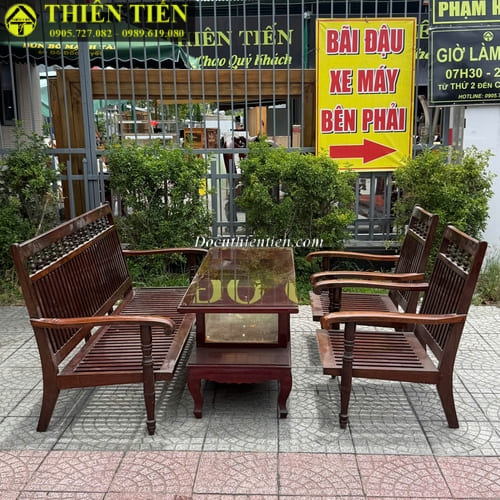 Bộ salon xưa (2)