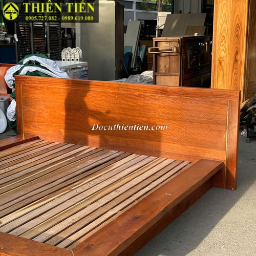 Giường 1m8 gỗ xoan đào (1)