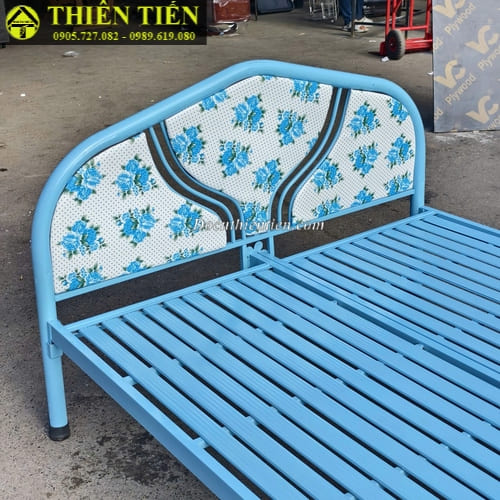 Giường sắt 1m4 (1)