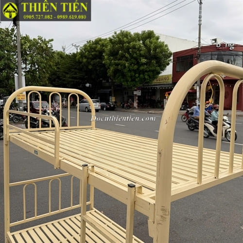 Giường tầng sắt vàng (3)