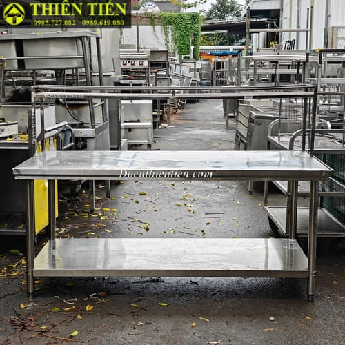 Bàn bếp inox kèm kệ (2)