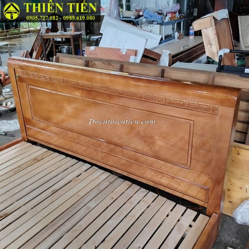 Giường 1m6 gỗ sồi (2)
