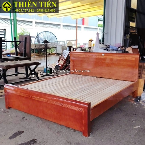 Giường 1m8 gỗ đinh hương (4)