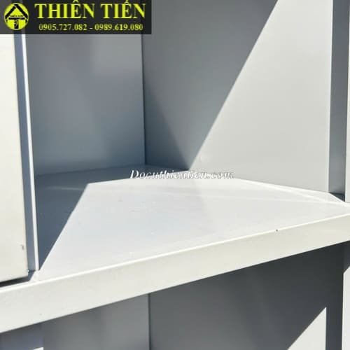 Tủ locker 8 ô (1)